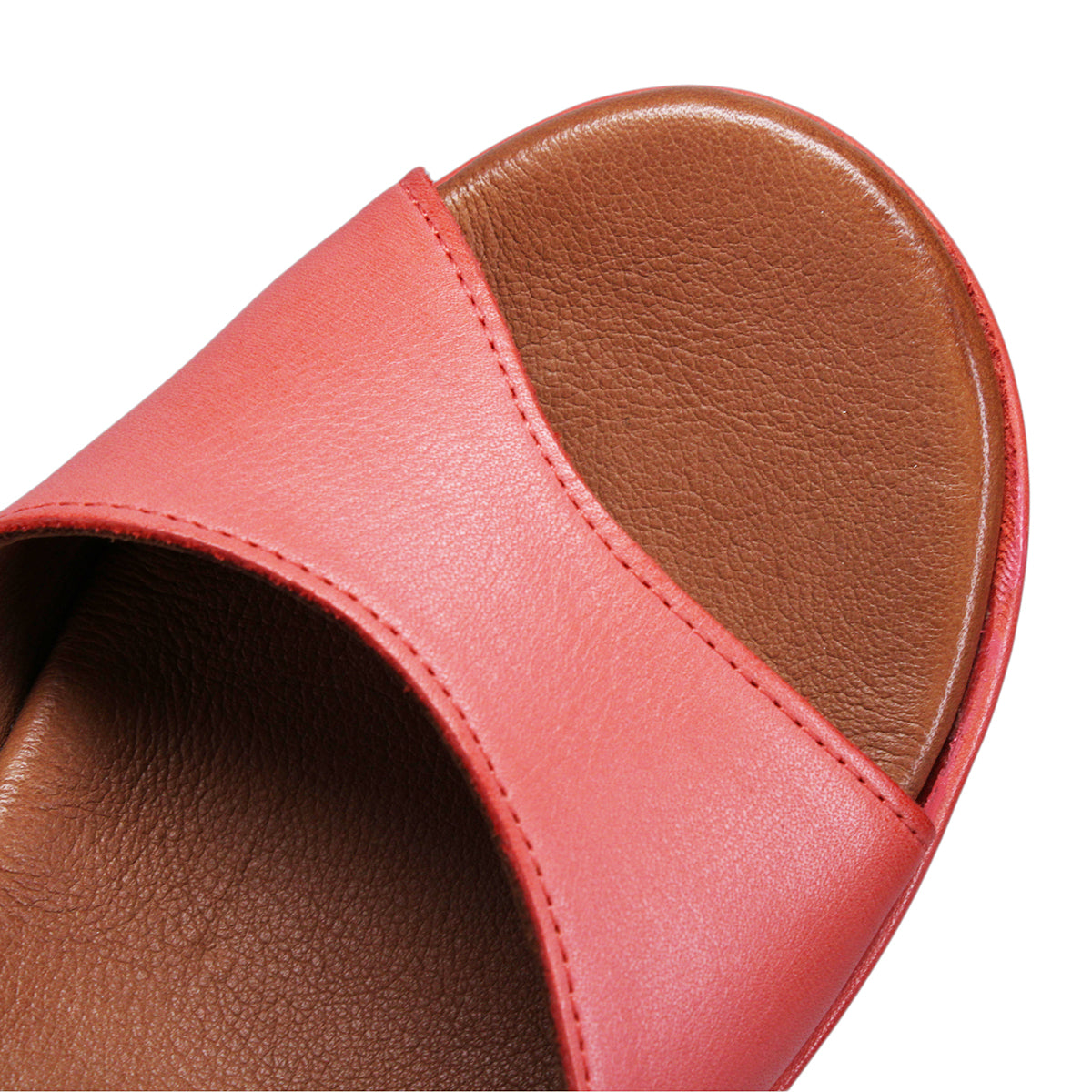 CORAL LEATHER | Detail